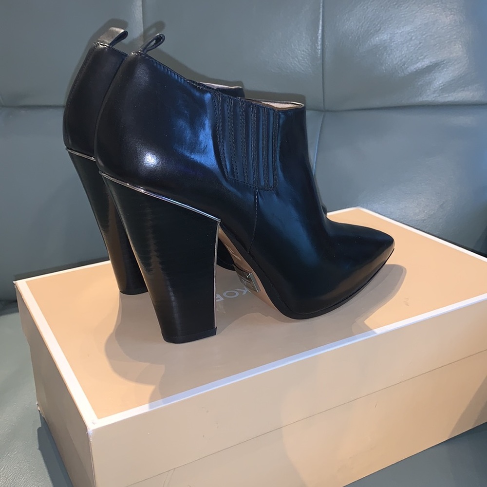 MICHAEL KORS® Collection -Black Lacy Pointed-toe Boots/Booties